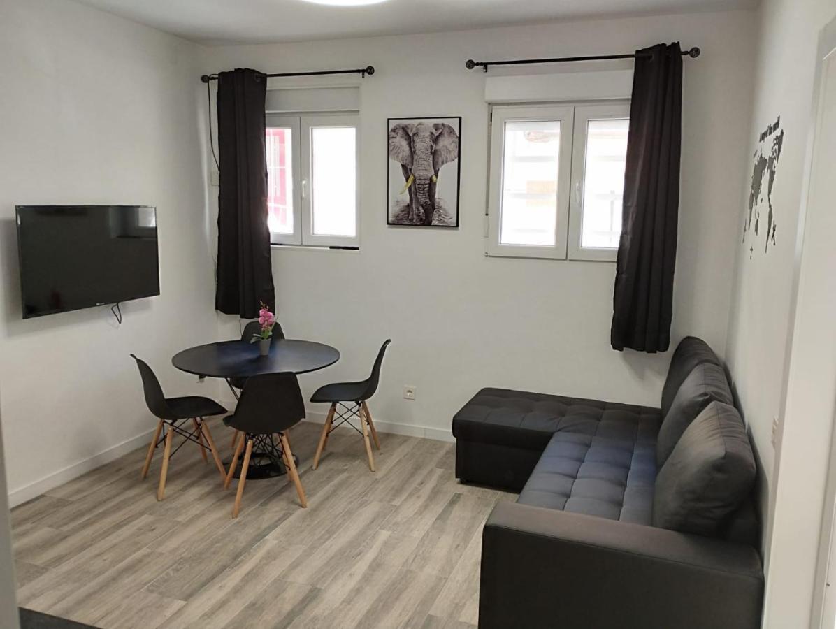 Apartamento Blanco Y Negro En El Centro Аліканте Екстер'єр фото