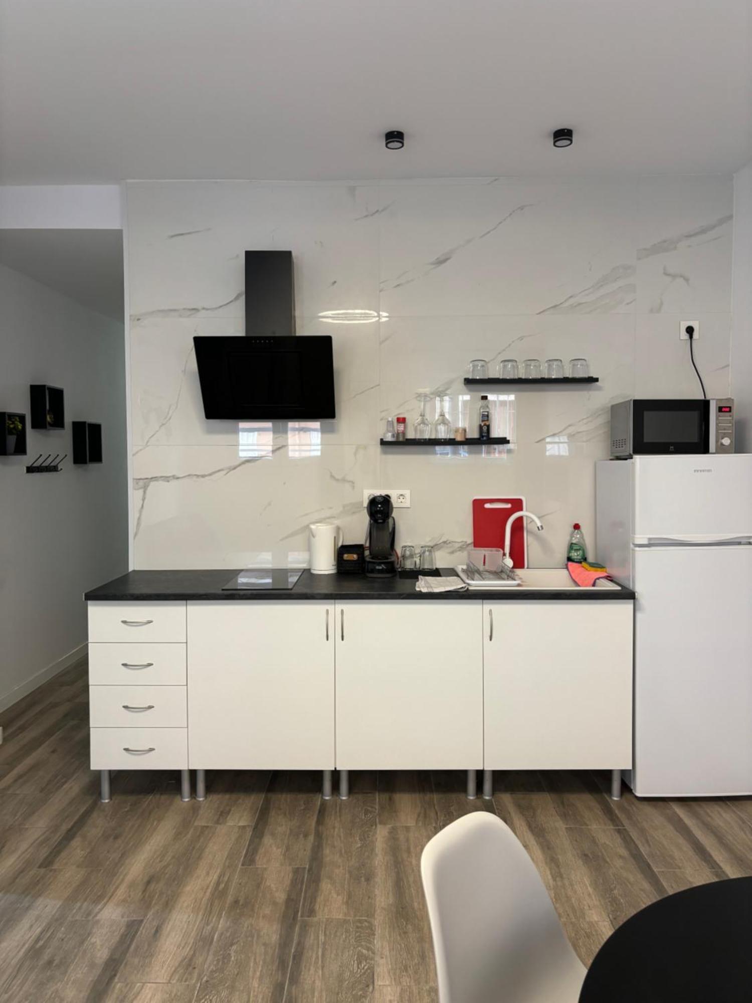 Apartamento Blanco Y Negro En El Centro Аліканте Екстер'єр фото